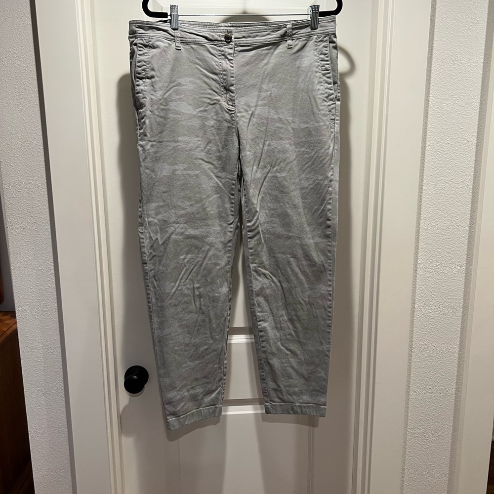 J. Jill Light Gray Chinos for Men